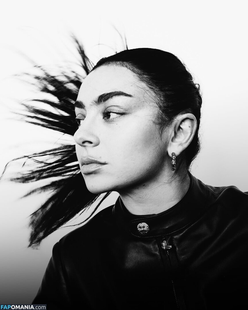 Charli XCX / charli_xcx / charlignarly / charlixcx / https: Nu OnlyFans  Foto vazada #1287