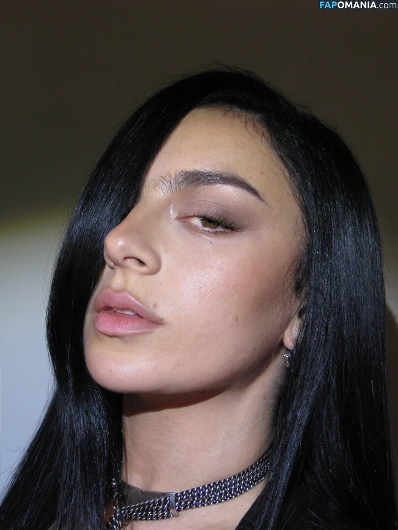 Charli XCX / charli_xcx / charlignarly / charlixcx / https: Nu OnlyFans  Foto vazada #1291
