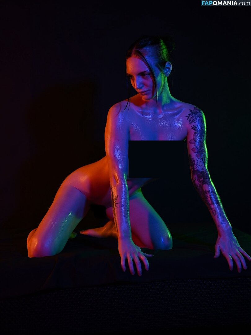 Charlotte Foxx / charlottefoxx_ Nu OnlyFans  Foto vazada #1