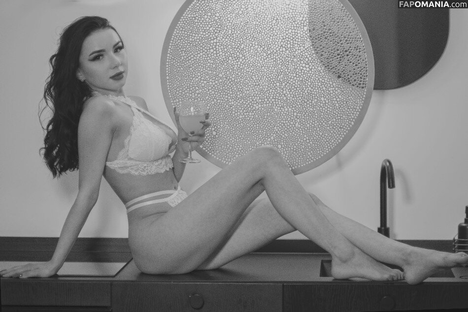 cherry_lollypop Nu OnlyFans  Foto vazada #2