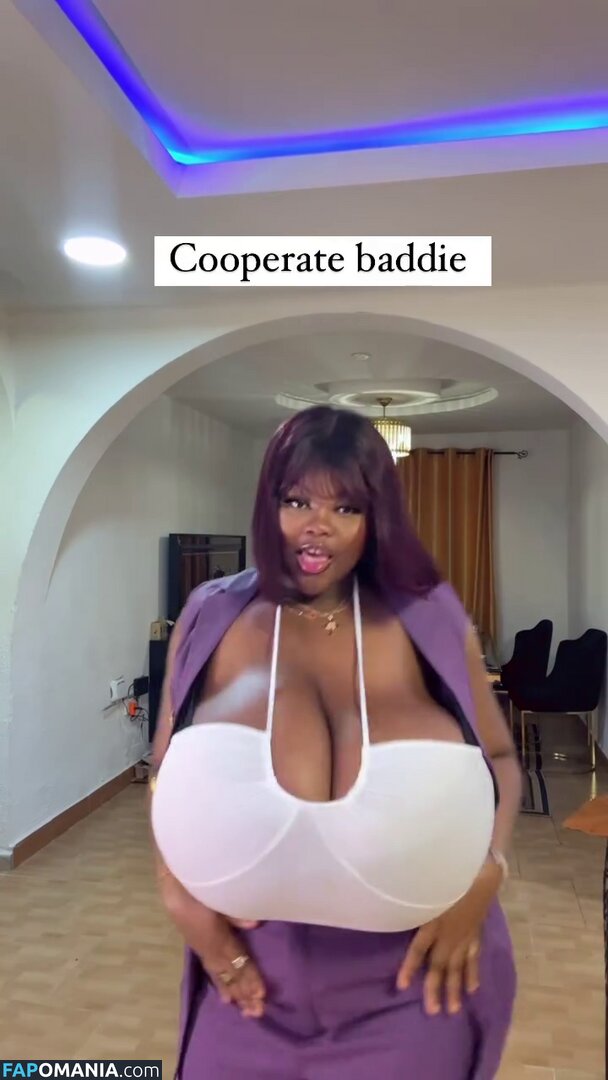 Chioma.lovv / chiomalovv Nu OnlyFans  Foto vazada #249