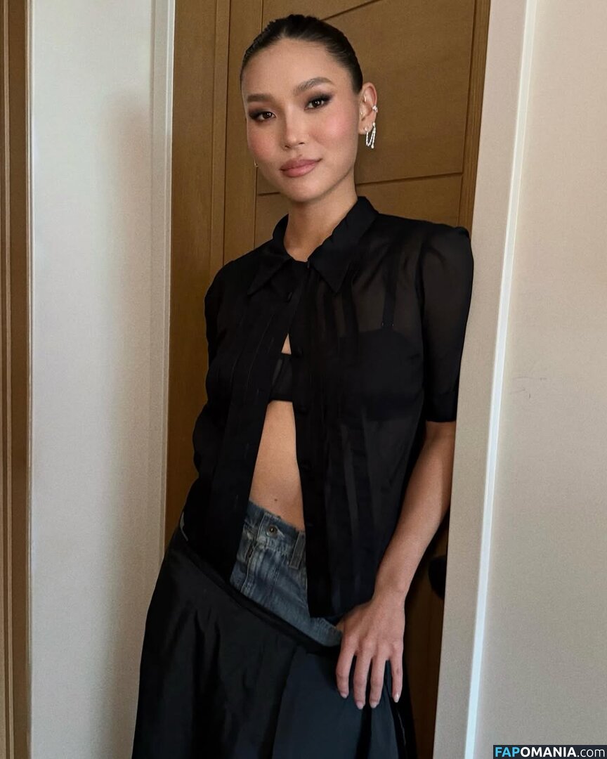 Chloe Kim / chloekim / thechloekim Nu OnlyFans  Foto vazada #7