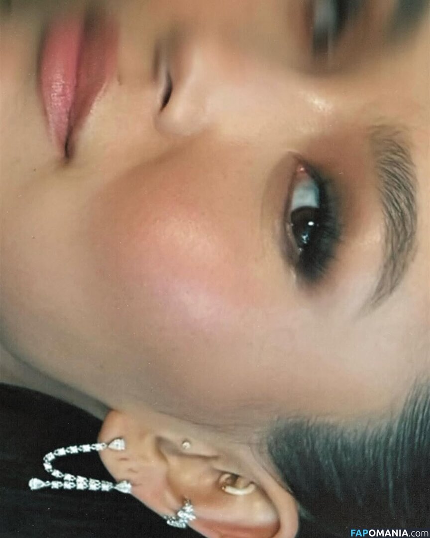 Chloe Kim / chloekim / thechloekim Nu OnlyFans  Foto vazada #9