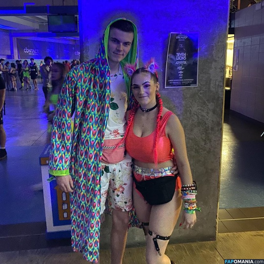 Chloe Moniz / ravemumma Nu OnlyFans  Foto vazada #3