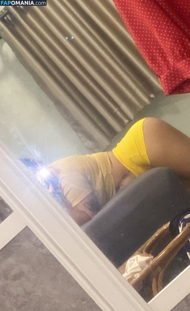 chombunny_ Nu OnlyFans  Foto vazada #2