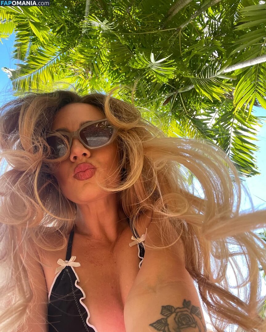 Christina Eileen / christinaeileen Nu OnlyFans  Foto vazada #1