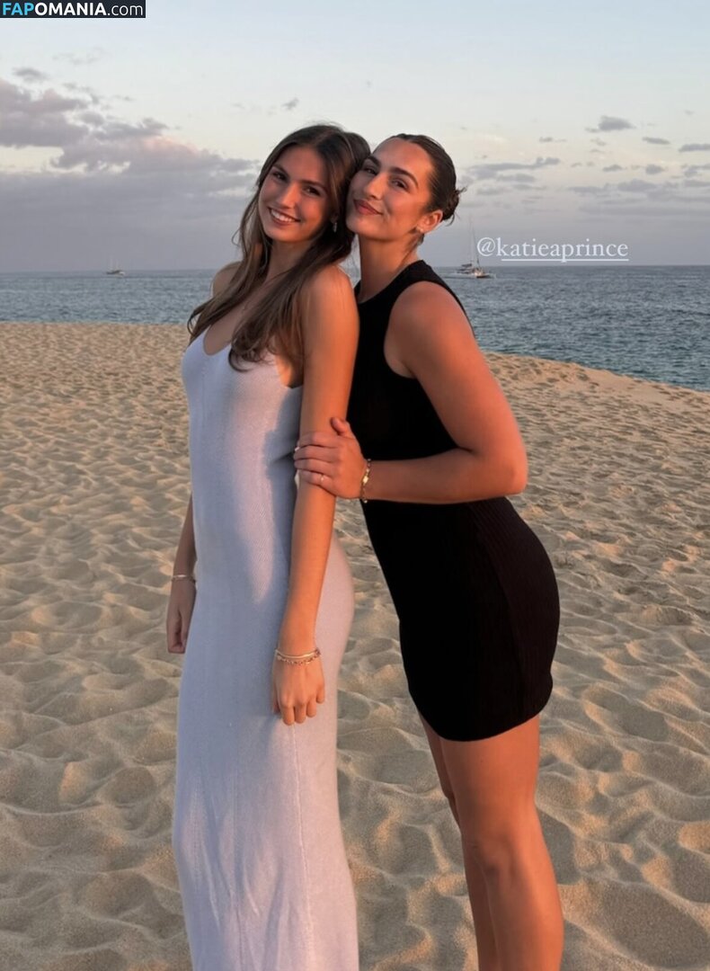 Christine Prince / christinee.prince / christineusi Nu OnlyFans  Foto vazada #2