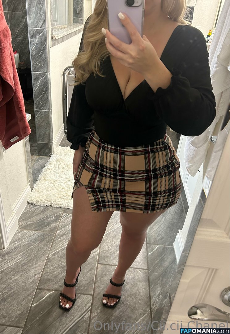 cii.cii / cii.cii.cii Nu OnlyFans  Foto vazada #10