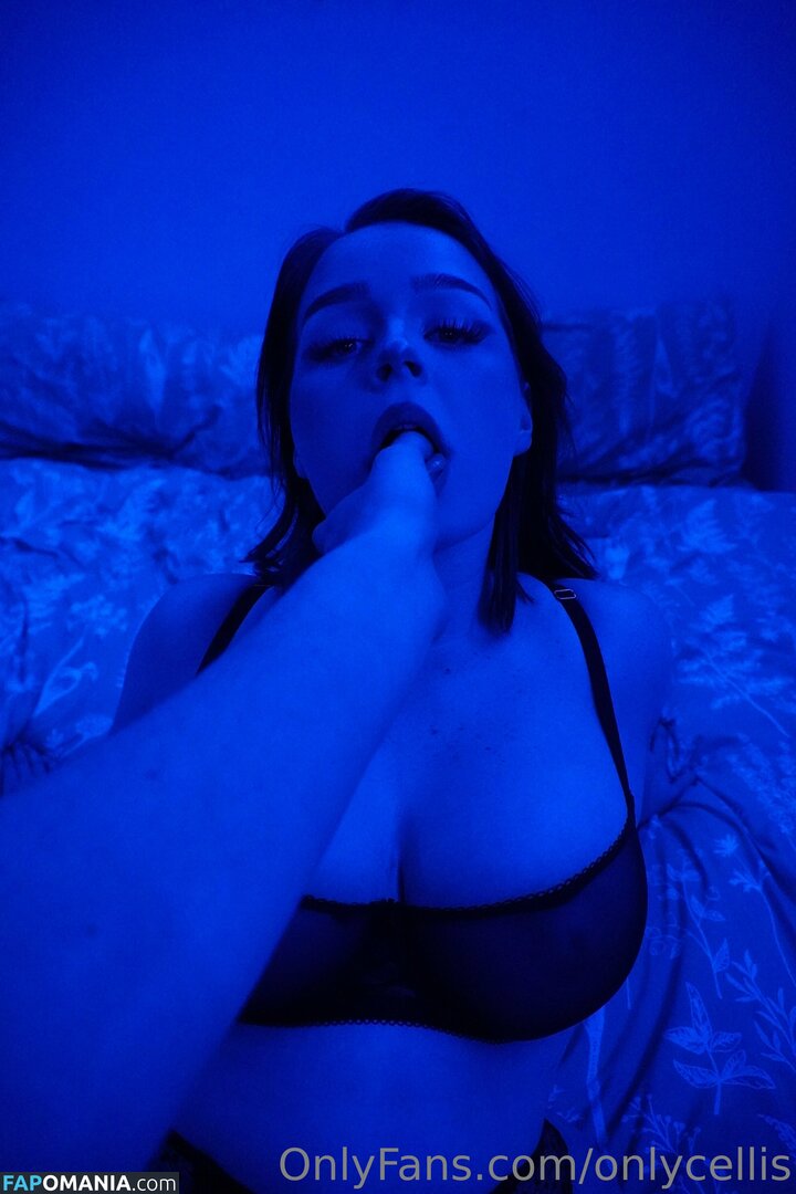 clara00ellis / onlycellis Nu OnlyFans  Foto vazada #18