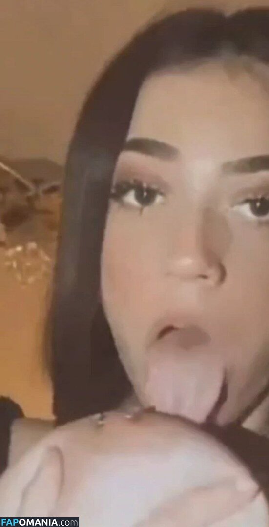 _clari_04 / claraycandela / imyourrbabyy Nu OnlyFans  Foto vazada #6