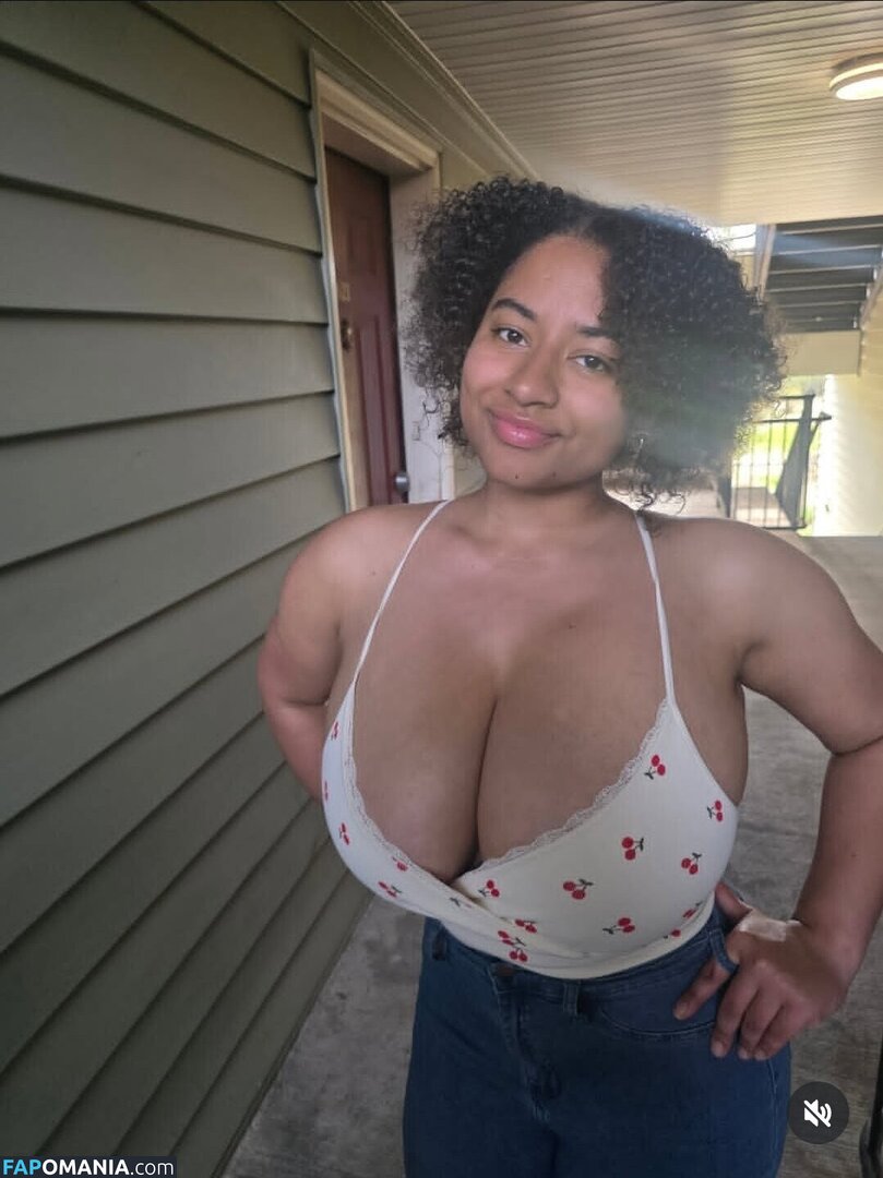Dina / coco_ppop01 / cocopeepshow Nu OnlyFans  Foto vazada #6