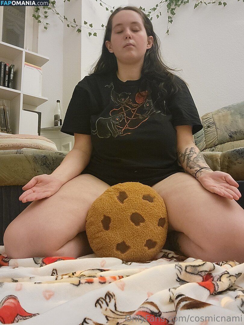 cosmicnami Nu OnlyFans  Foto vazada #16