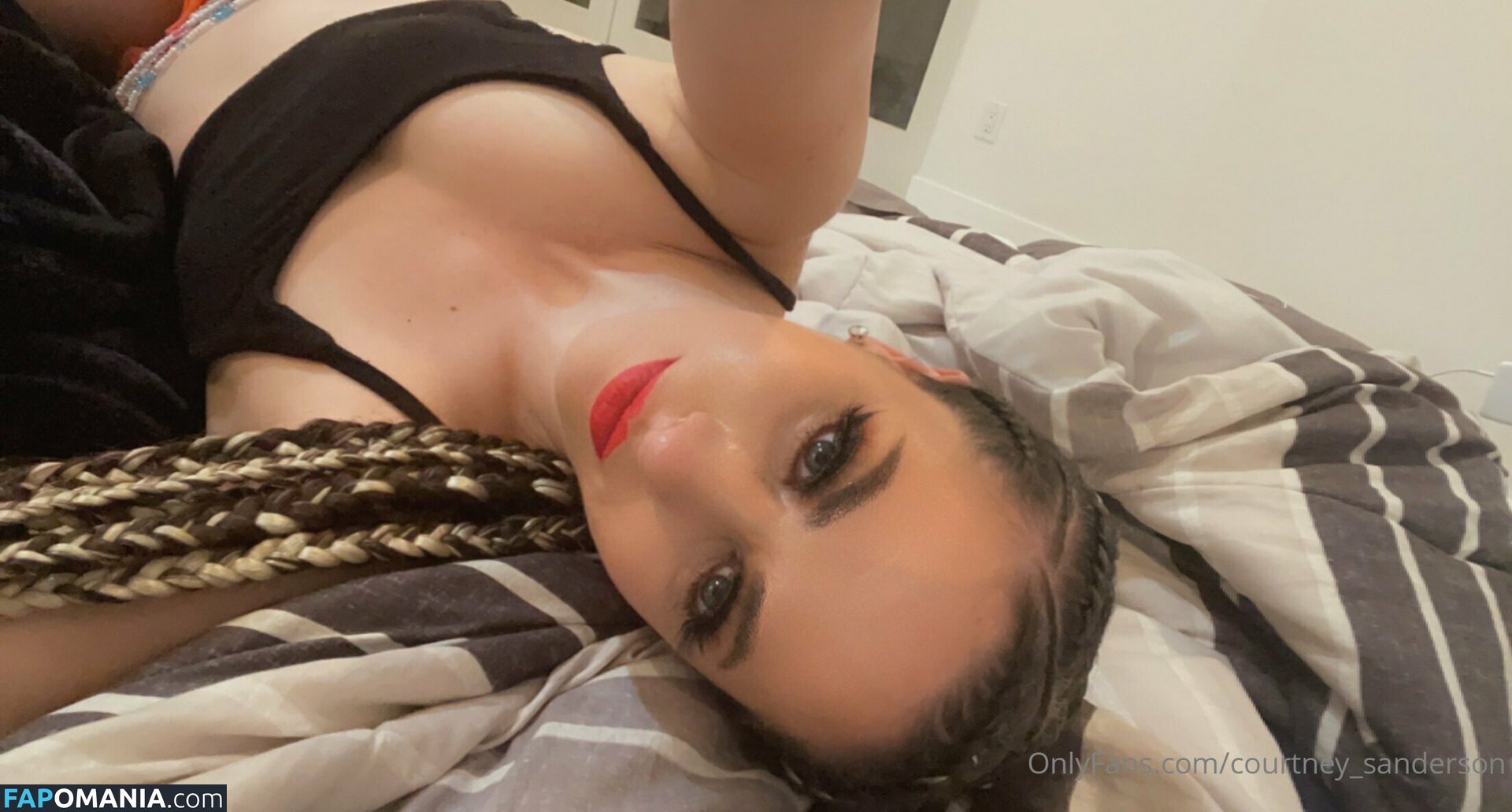 courtney_sanderson / iamcourtneysanderson Nu OnlyFans  Foto vazada #9