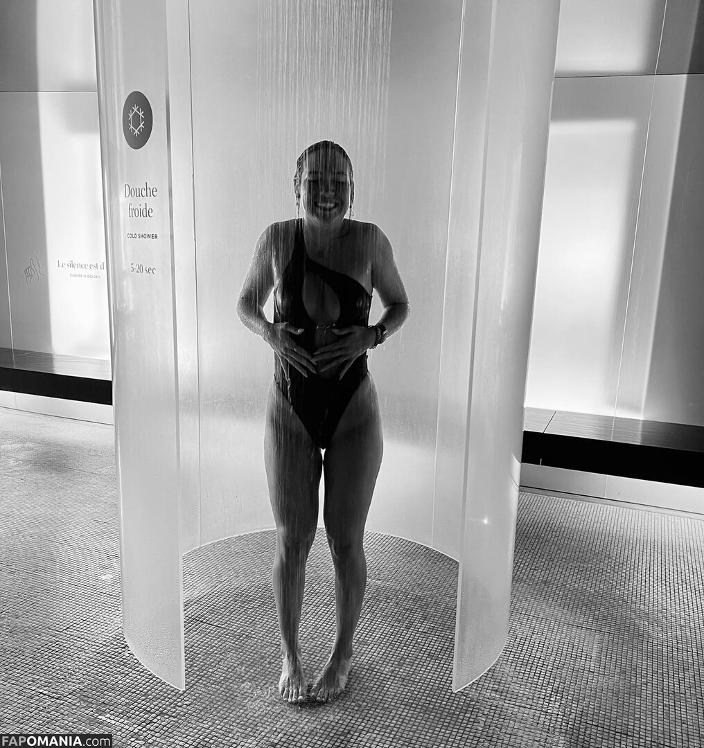 Courtney Sarault / court_sarault / courtsarault / https: Nu OnlyFans  Foto vazada #18