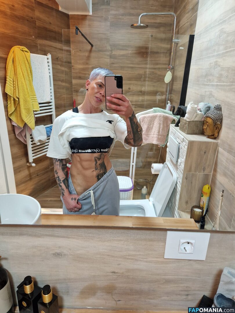 chelseypleasant / crazyxbody / https: / musclegirlxxx Nu OnlyFans  Foto vazada #221