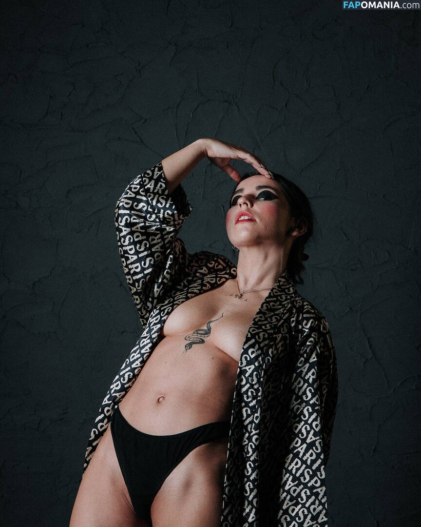 crismaia97 / maiaserena / user Nu OnlyFans  Foto vazada #13
