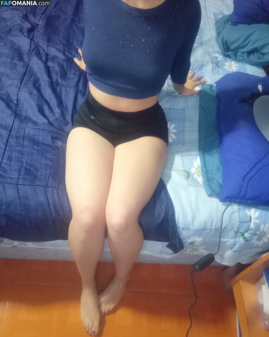 Cristina Scarlett / _Scar_Moon_ / _s_c_a_r_l_e_t_t._ / freescarlettdalton Nu OnlyFans  Foto vazada #2