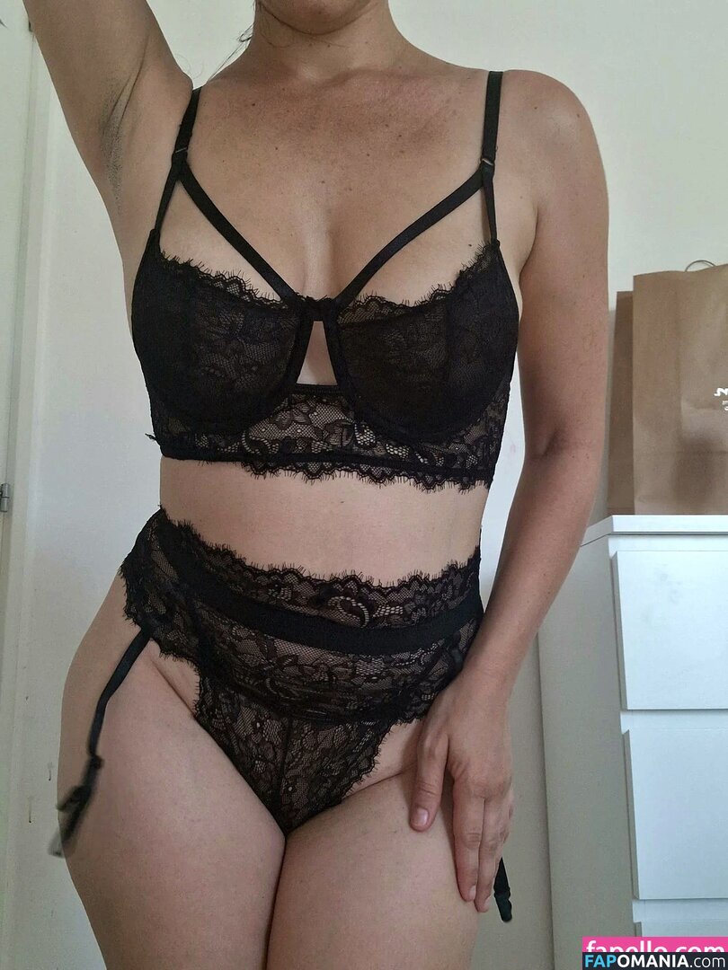 Cuckold_wife93 / cuckold_wife_93 / https: Nu OnlyFans  Foto vazada #4