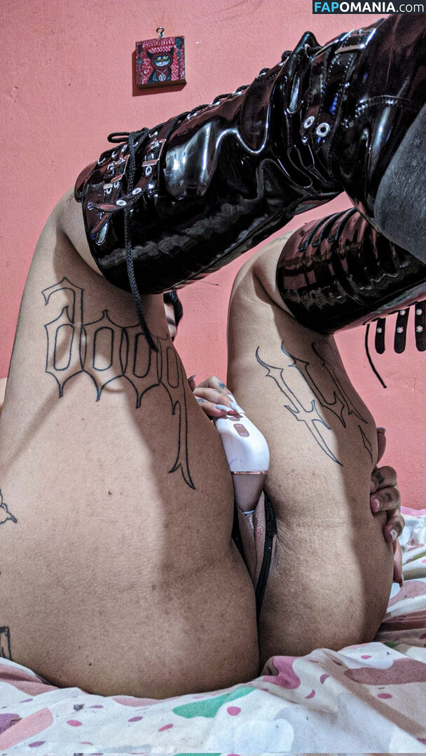Ass / Curvymilftwinkletoes / Goodgirlwbadhabits / Thigh Stretch Marks / busty_nurse / https: / leximoonn / ravenangel1124 / ravenangel112415 Nu OnlyFans  Foto vazada #79
