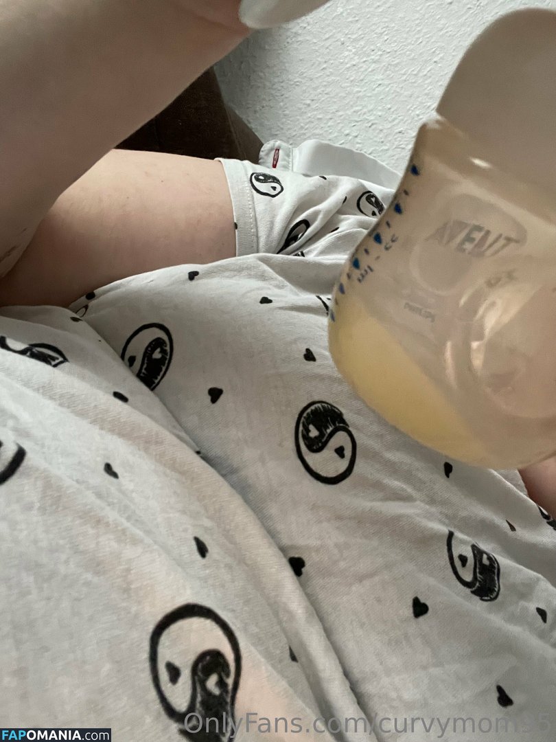 curvymom95 / the_curvy_mom_ Nu OnlyFans  Foto vazada #8