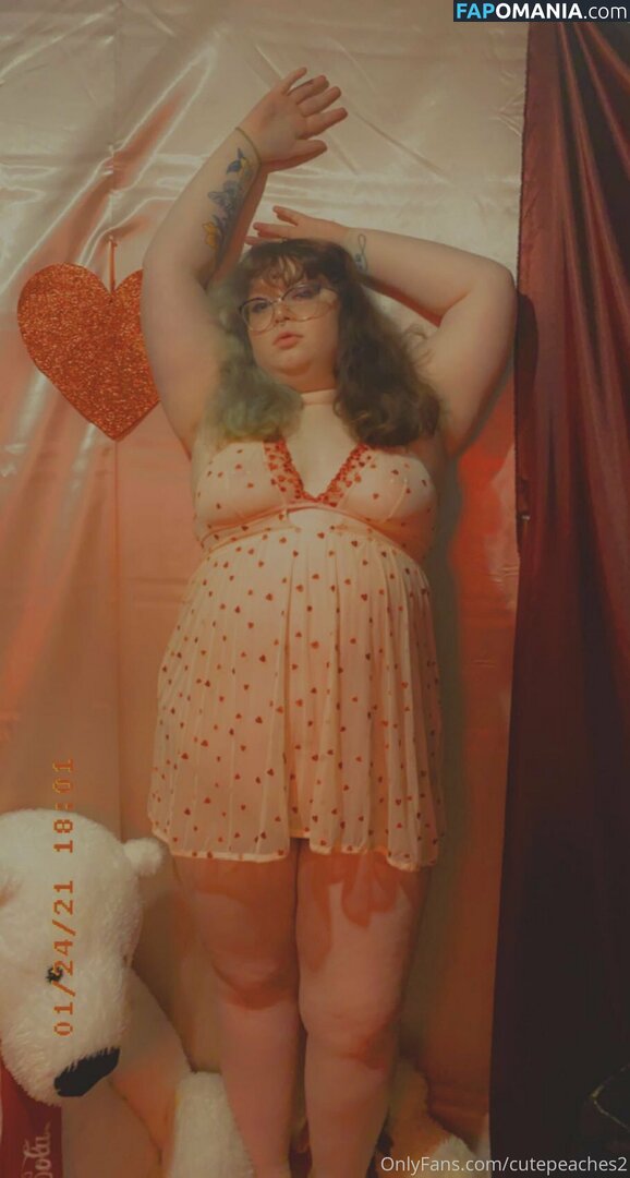 babypeachesvenuss / cutepeaches2 Nu OnlyFans  Foto vazada #73