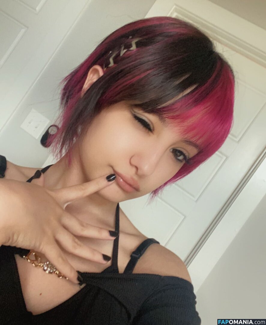 CyntheticDoll / https: / synthetic.doll Nu OnlyFans  Foto vazada #2