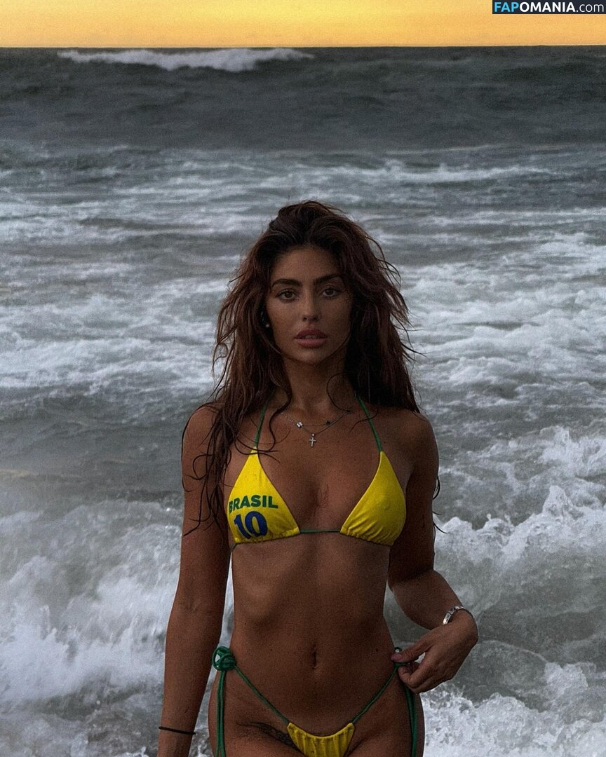 Cynthia Makhoul / cynthiaatvnco / https: / iam_thiaaa Nu OnlyFans  Foto vazada #8