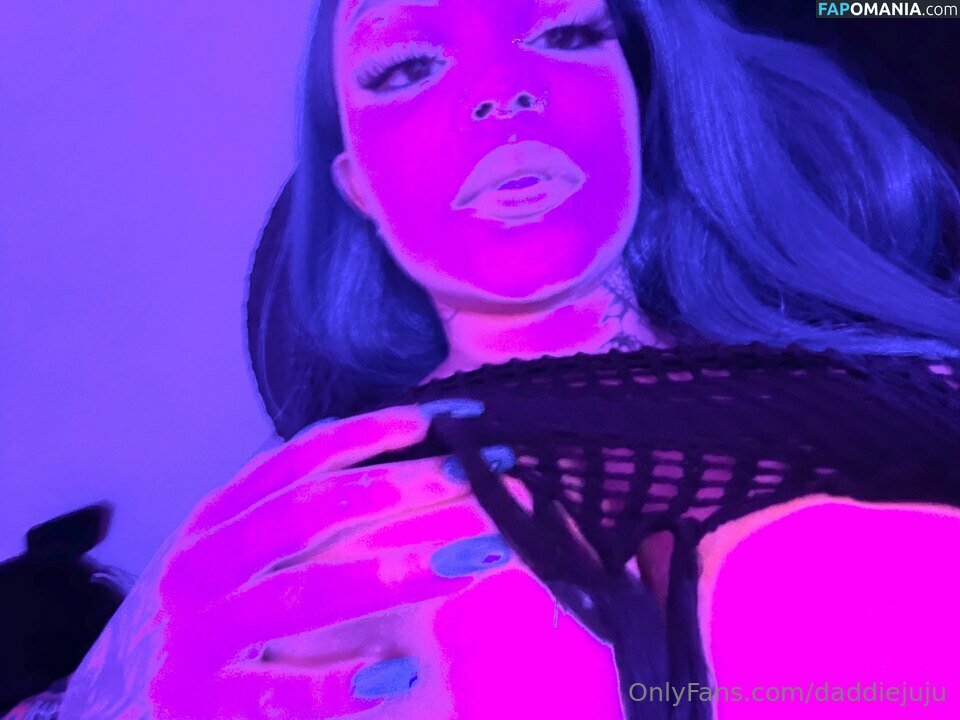 Daddiejuju / Earth2julisa Nu OnlyFans  Foto vazada #2