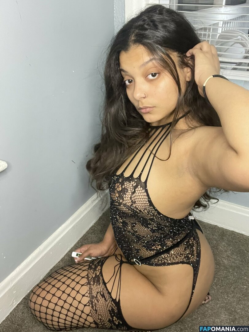 Daddyslilbaby420 / LiLBabyNina / ninaaxobinaa Nu OnlyFans  Foto vazada #6