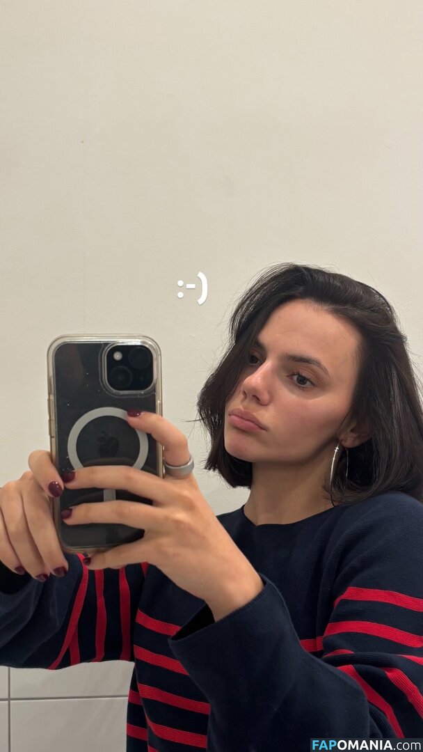 Dafne Keen / dafnefeetworld / dafnekeen Nu OnlyFans  Foto vazada #1