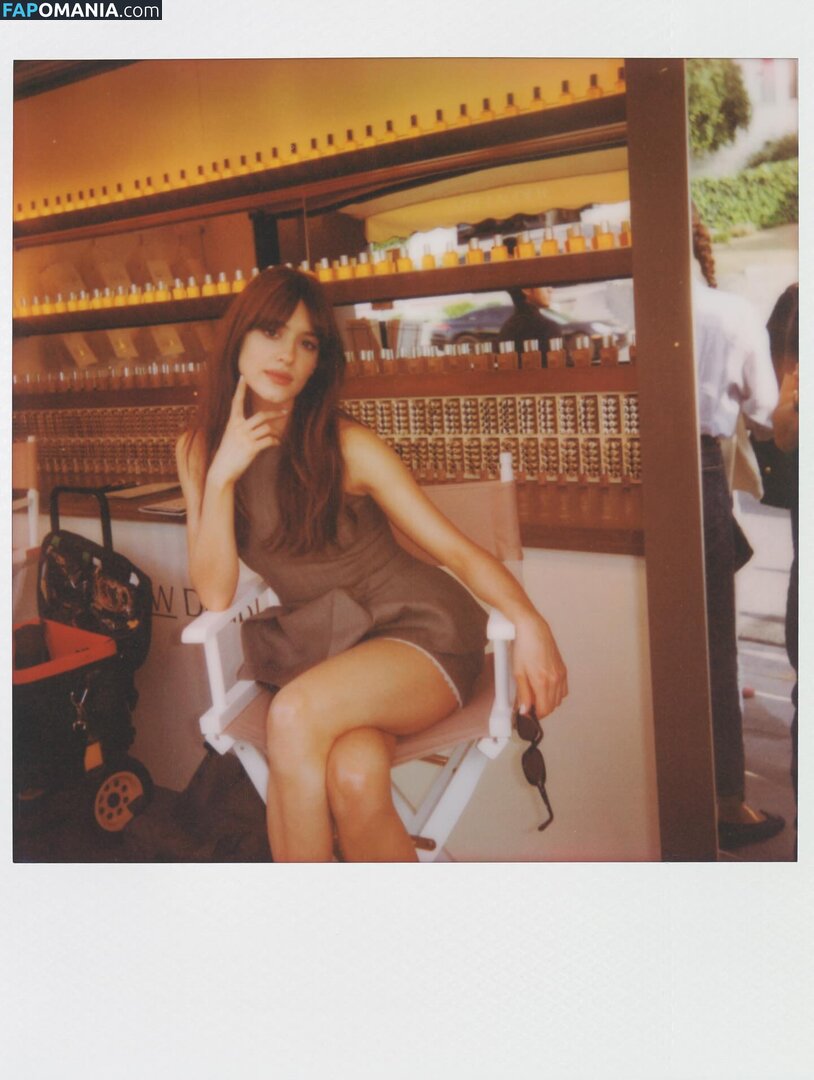 Daisy Edgar-Jones / daisyedgarjones Nu OnlyFans  Foto vazada #271