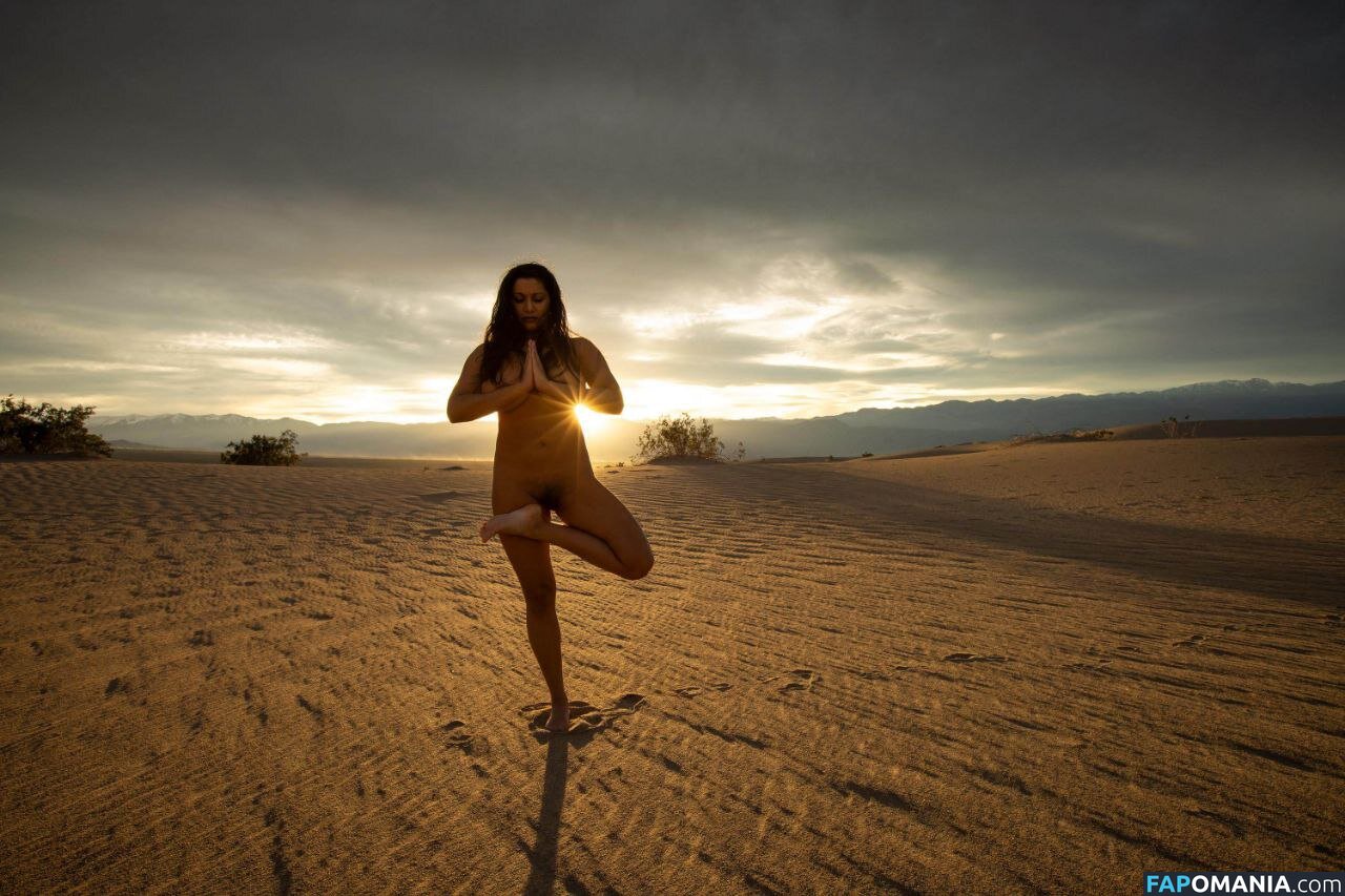 Carla White / Dakini / Devi / devithemodel / googlymonstor Nu OnlyFans  Foto vazada #765