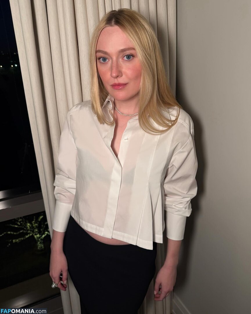 Dakota Fanning / dakotafanning Nu OnlyFans  Foto vazada #272