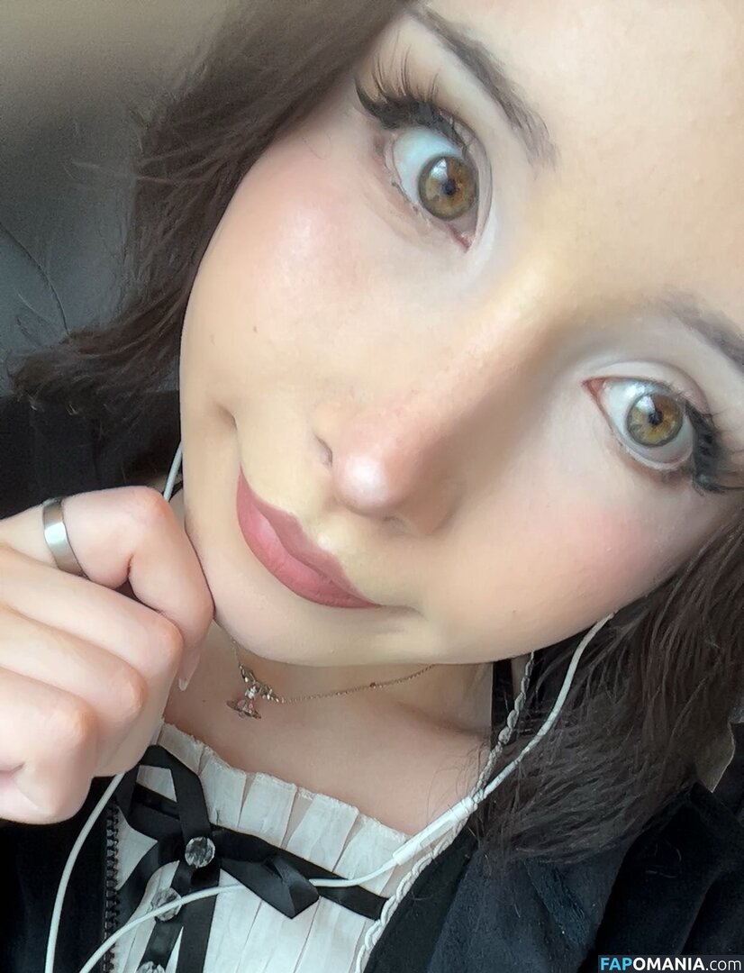 Dangerousdollyne / croquette / loupeticha Nu OnlyFans  Foto vazada #2