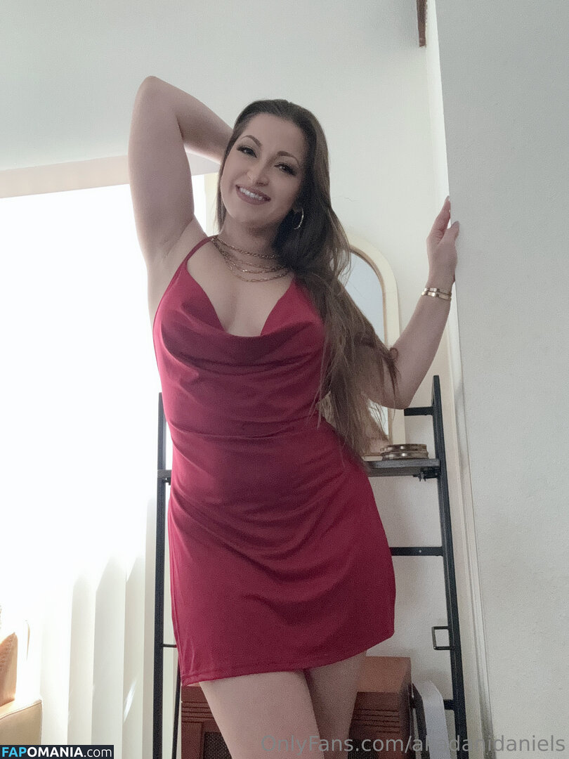 Dani Daniels / akaDaniDaniels / danidanielstiktok / theakadanidaniels Nu OnlyFans  Foto vazada #138