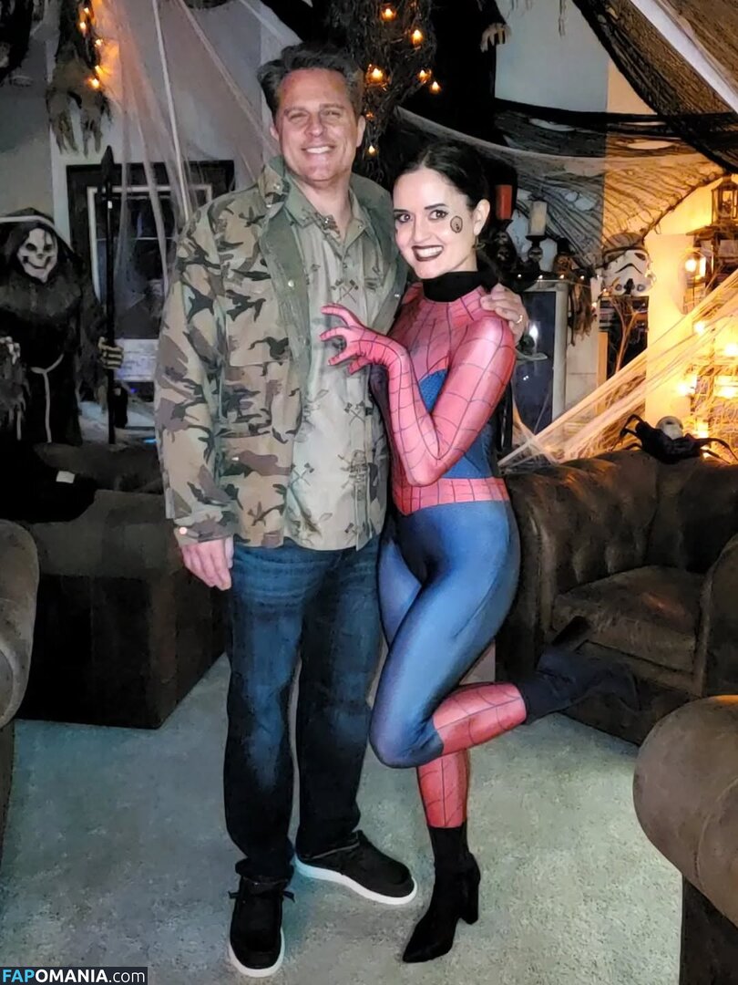 Danica McKellar / danicamckellar Nu OnlyFans  Foto vazada #21