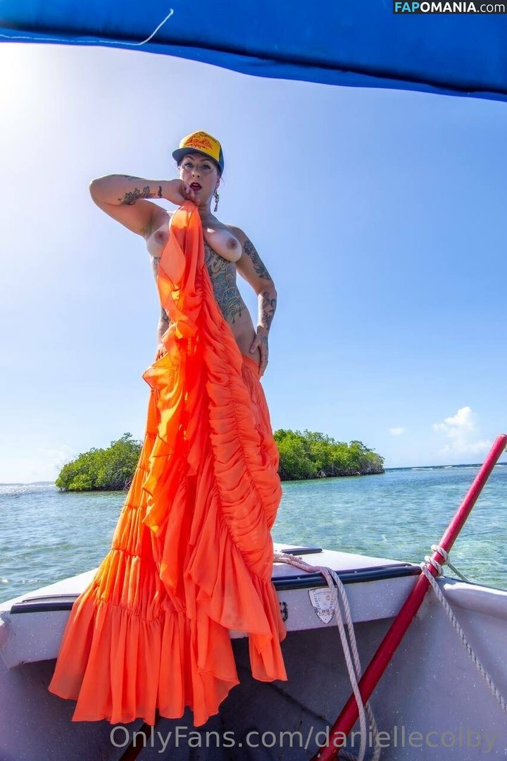 Danielle Colby Nu Foto vazada #98