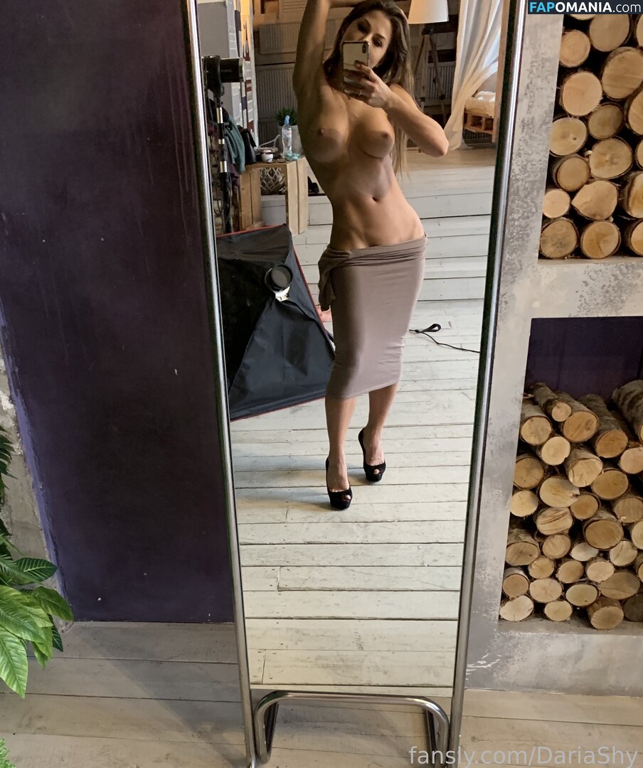 Daria Shy / d.a.r.i.a.s.h.y / dariashy Nu OnlyFans  Foto vazada #565