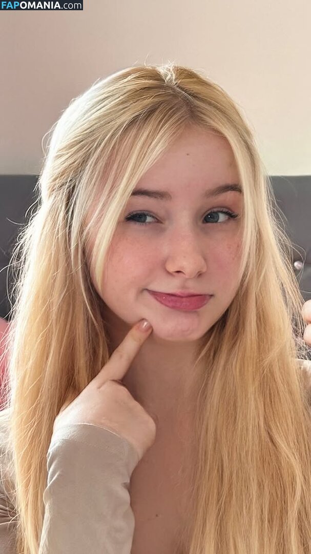 BuleBarbie / Dasha Gartman / bulebarbie_official Nu OnlyFans  Foto vazada #11