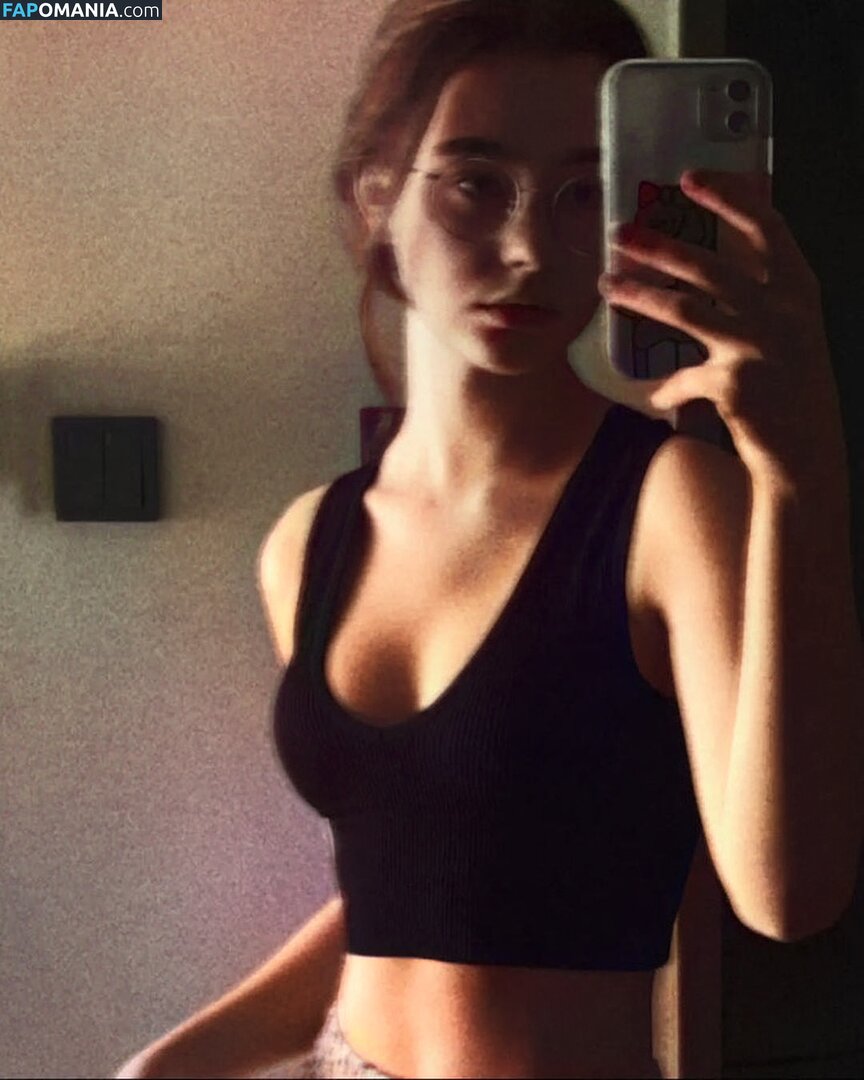 Dasha Taran / taaarannn / tarankaaa Nu OnlyFans  Foto vazada #279