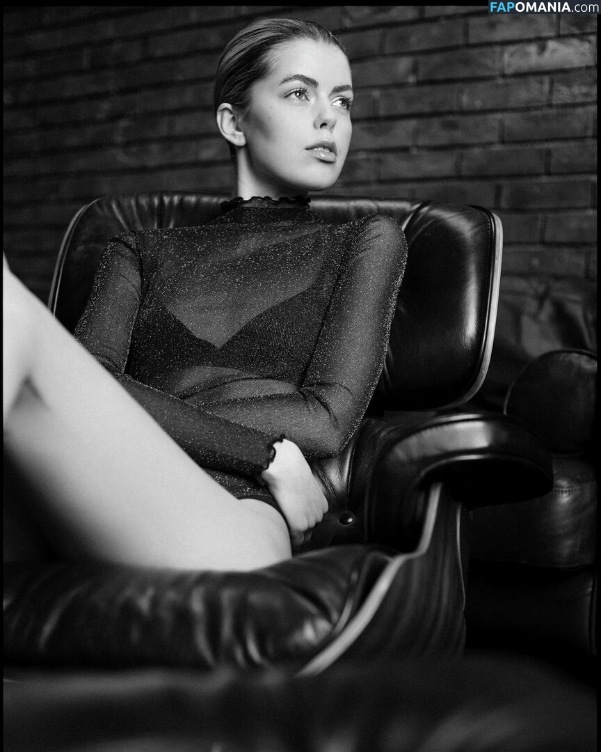 Dear.mathilda / dear_mathilda / https: / mathildtantot Nu OnlyFans  Foto vazada #10