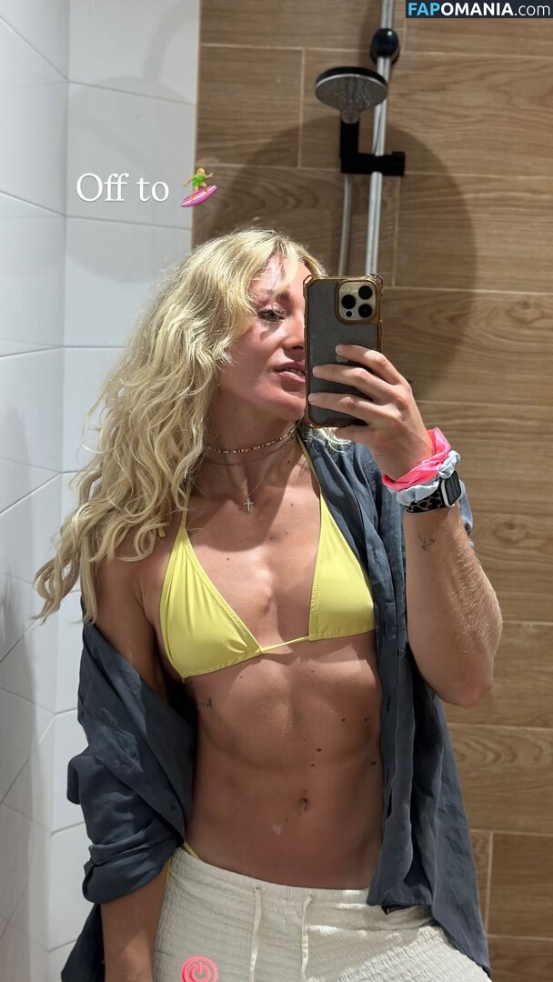 Delia Schweizer / delia.schweizer Nu OnlyFans  Foto vazada #8