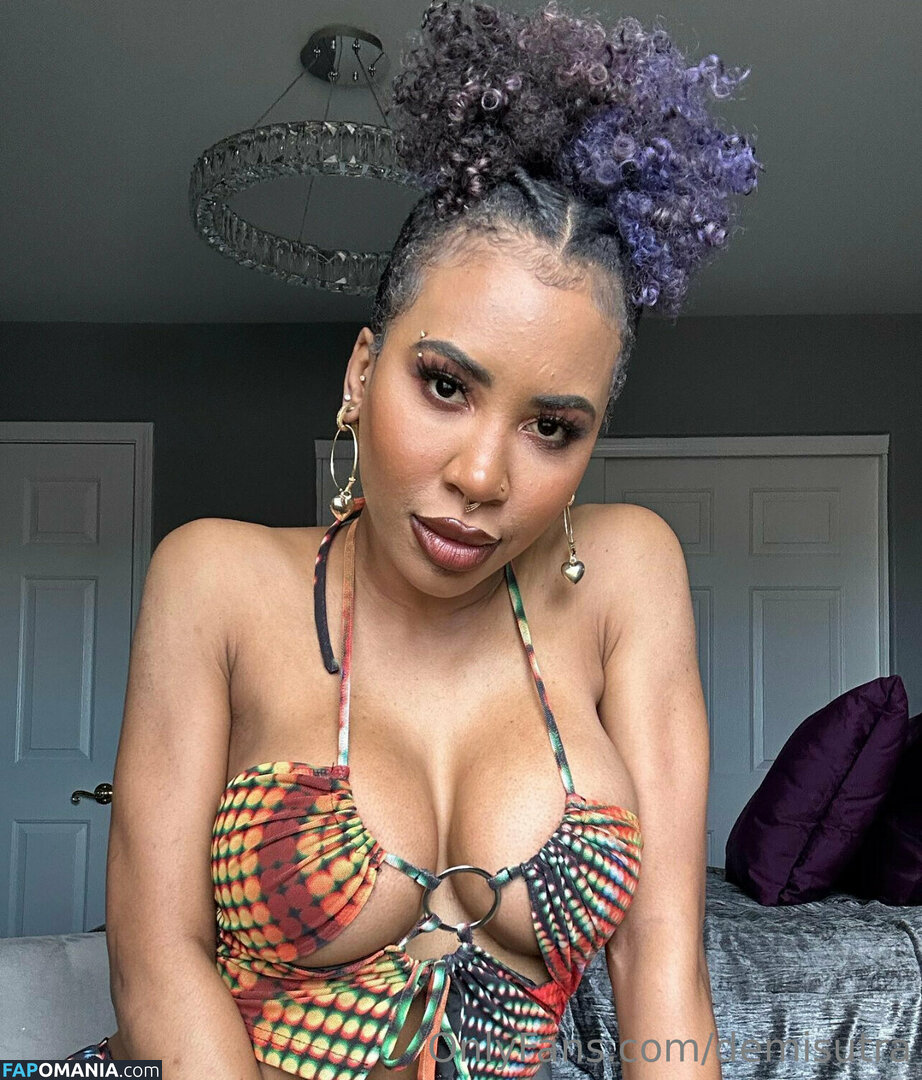 Demi Sutra / DemiSutra Nu OnlyFans  Foto vazada #71