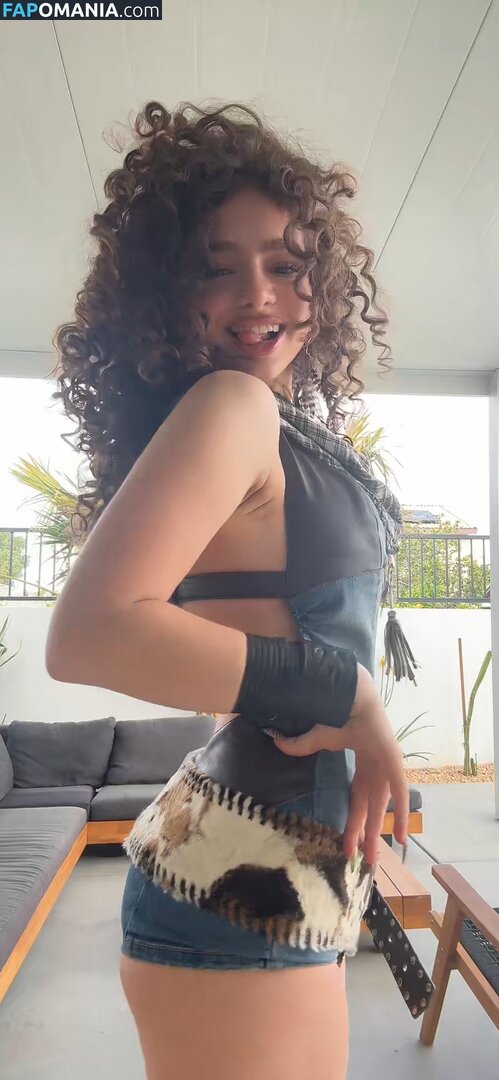 Demitra Kalogeras / demitrakalogeras Nu OnlyFans  Foto vazada #30