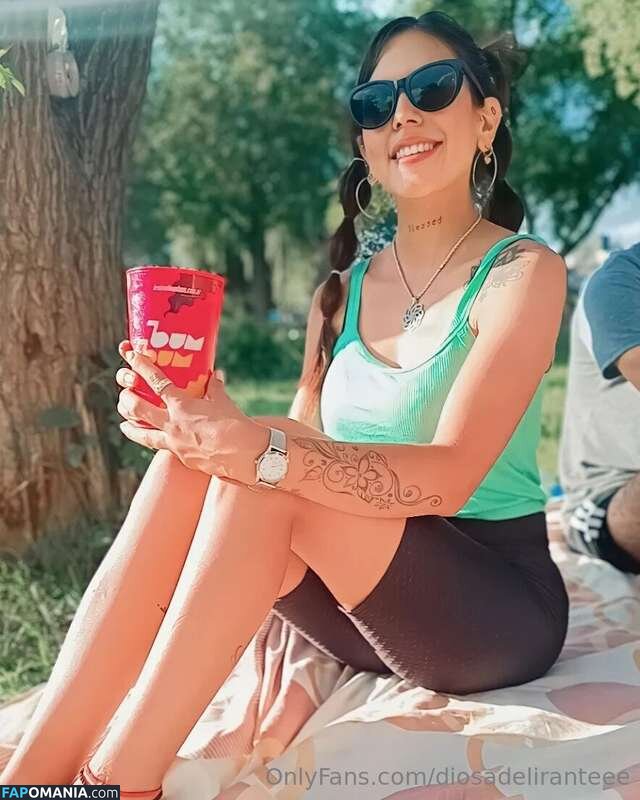 Tefii / diosadeliranteee Nu OnlyFans  Foto vazada #2