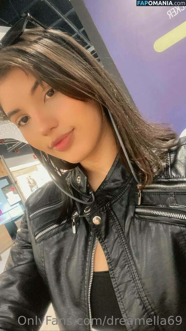 dreamella69 / officialdreamella Nu OnlyFans  Foto vazada #30