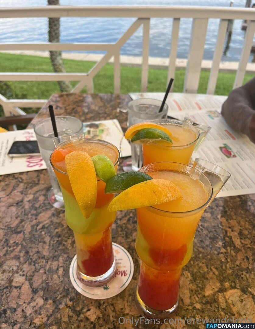 drewandelena / elena.drew Nu OnlyFans  Foto vazada #5