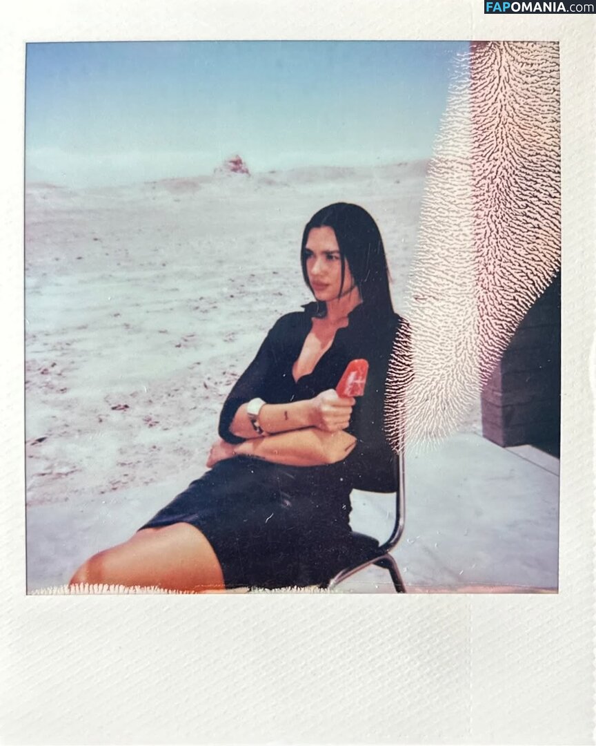 Dua Lipa / dualipa Nu OnlyFans  Foto vazada #154