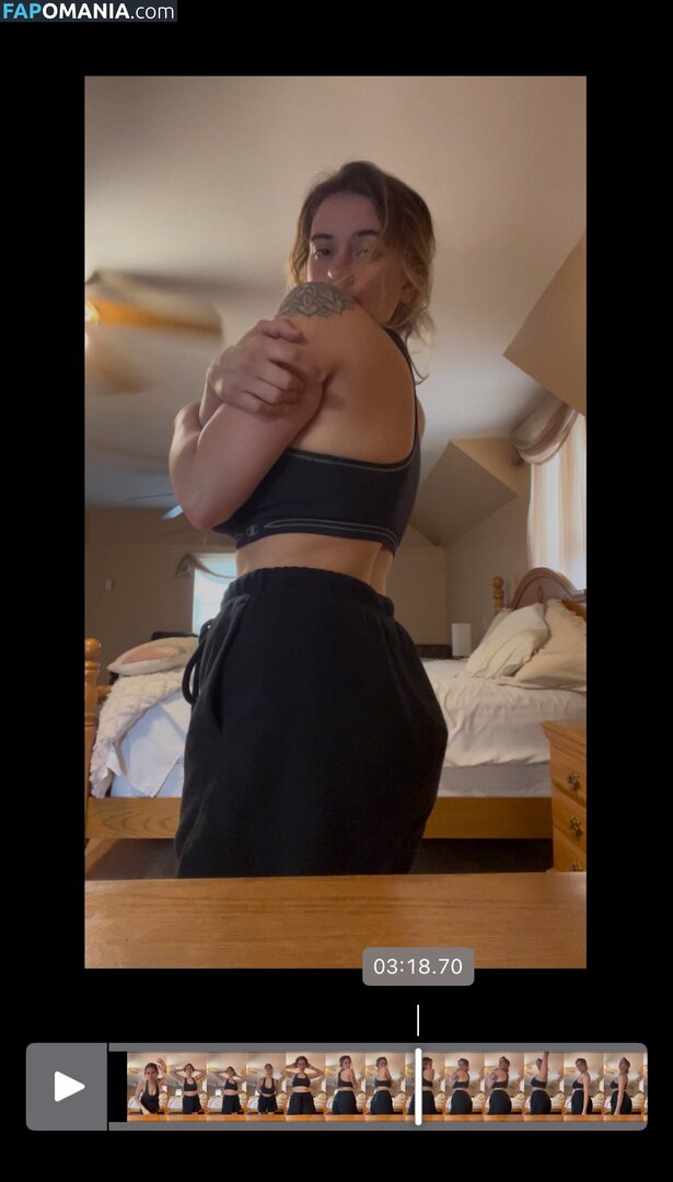 dumbbitchmurphy Nu OnlyFans  Foto vazada #2