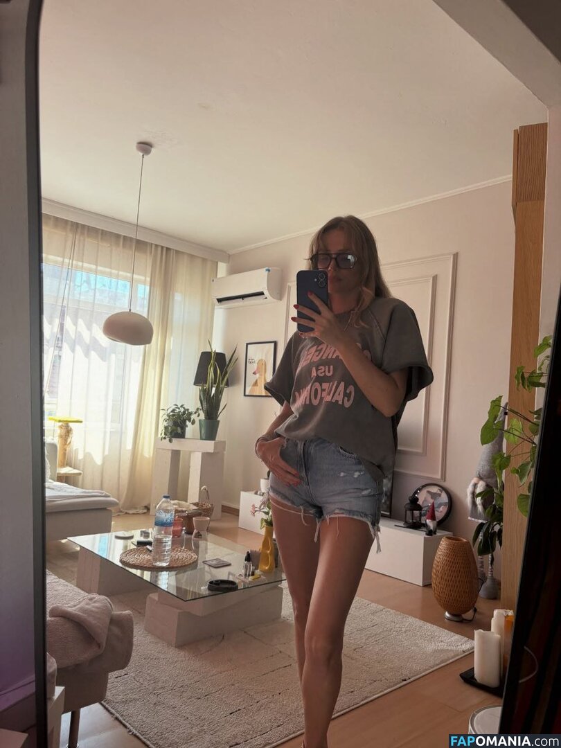 1ecemkaravus / Ecem Karavus / ecmkrvs / https: Nu OnlyFans  Foto vazada #14